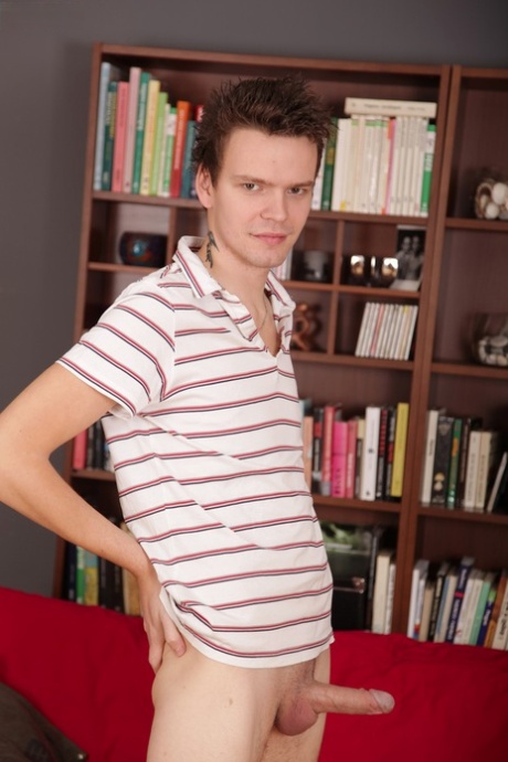 gejowski szpieg na zewnątrz całkiem gorąco zdjęcie