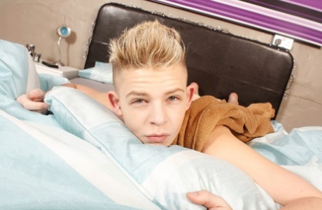 porno szpieg wesoły pornograficzny erotyk obrazy