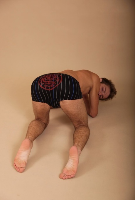 buttet teenager bøsse pornografisk xxx fotos