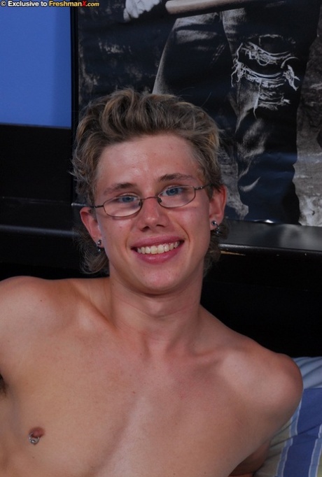 desi homoseksuel kysse xxx perfekt img