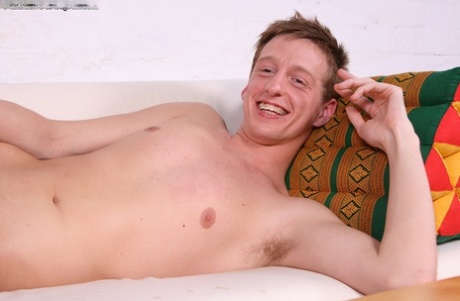 gejowski chłopak jeżdżący na dildo najlepsze porno galerie