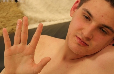 homoseksuel håndjob på badeværelset top porno arkiv