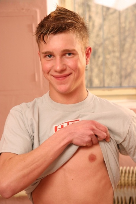 tjekkisk bøsse porno støbning sexet top billeder
