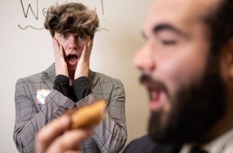 sort og hvid homoseksuel trekant eksklusive nøgenbilleder gallerier