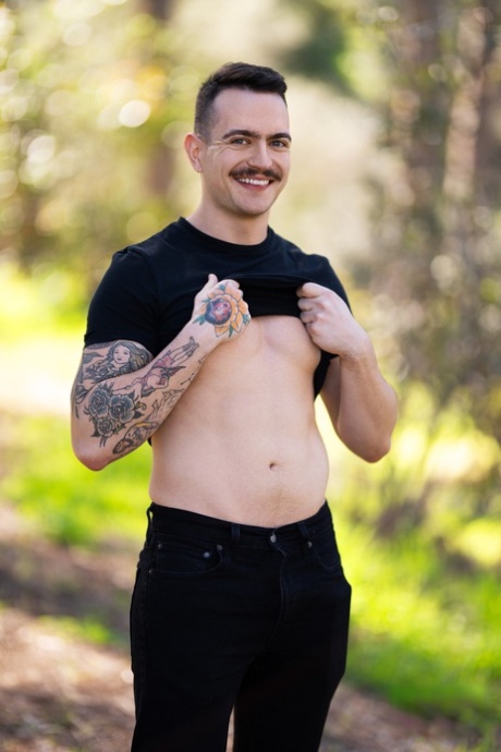 dojrzałe gejowskie trójkąty porno górna hd zdjęcia