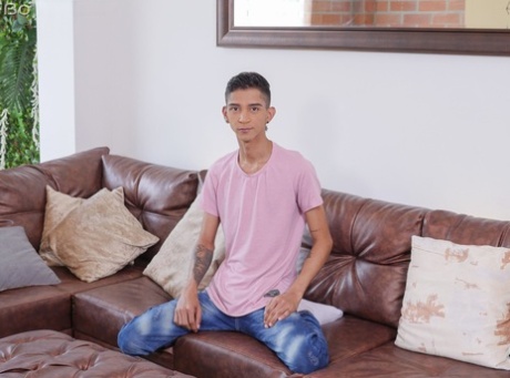 camchat homoseksuel live nøgenbilleder arkiv