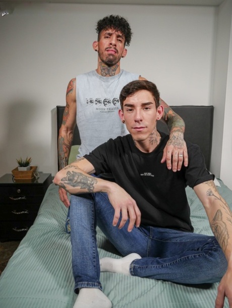 gay mužský otrok nohou umělecké porno snímky