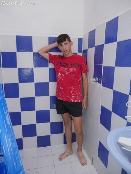 homoseksuel spion kamera bruser sex bedst billede