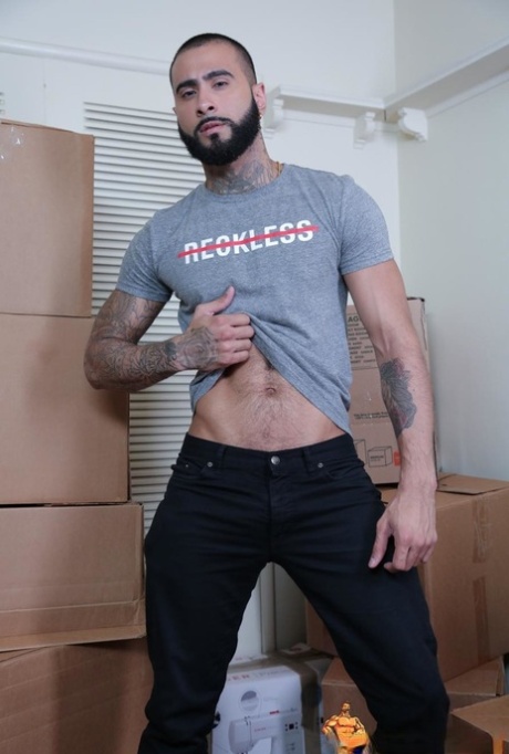gay wank free porn pics
