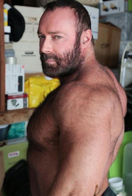 homoseksuel gloryhole interracial top flot galleri