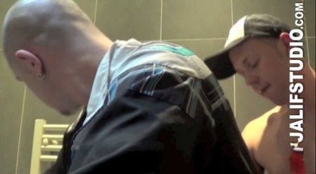 teen homoseksuel buttet porno smuk porno billeder