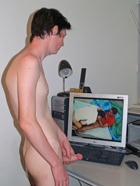 homoseksuel bedstefar onanerer pornografi af høj kvalitet fotos