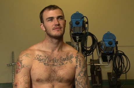 homoseksuel trekant xxx voksen gratis arkiv