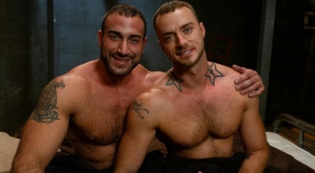 homoseksuelle onanerer solo xxx smuk img
