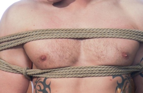 homoseksuel mand tå sugning hot perfekt img