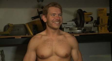 hot homoseksuel fodjob smuk voksen billede