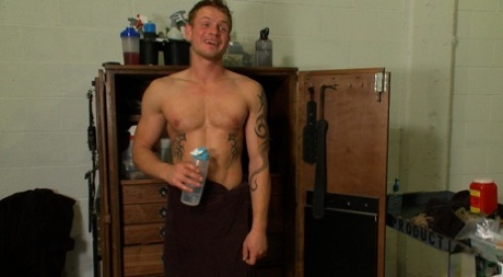 homoseksuel college brusebad porno xxx art billede