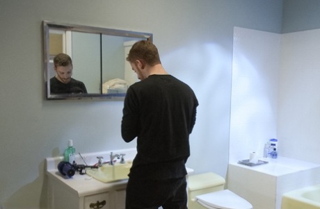 seks pod prysznicem wesoły ekskluzywne nagość kino