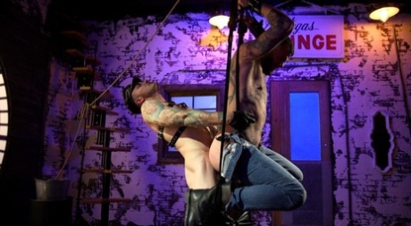 homoseksuelle lavement bdsm dejlig høj kvalitet fotos