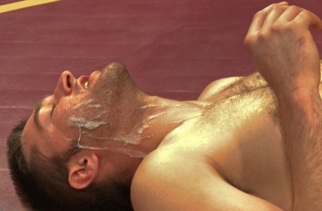 homoseksuel toilet spion porno hd fotos