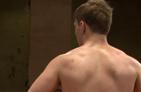 pierwszy raz glory hole wesoły najlepsza wysoka jakość galeria