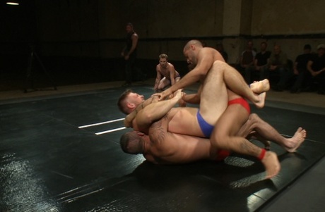 homoseksuel brutal hardcore sexet Foto