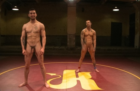 zniewieściały niewolnik gej erotyczne galerie