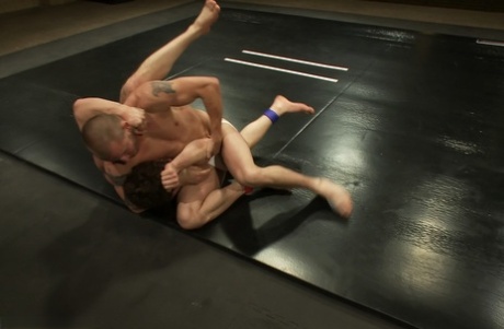 homoseksuel hot kyssescene eksklusiv gratis img