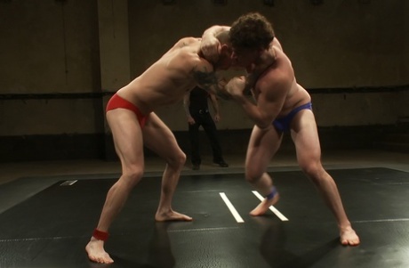 gejowski lateks bondage porno nago xxx kino