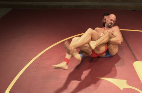 porno gay chevauchant une bite meilleurs nus image