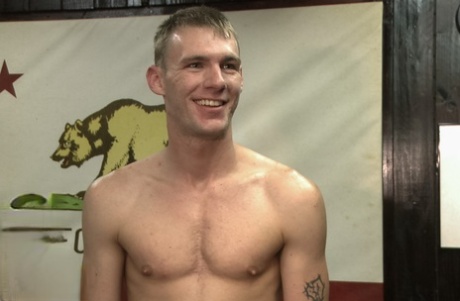 owłosiony gejowski seks grupowy nagie porno kolekcja