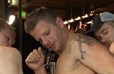 homoseksuel dildo bondage hd nøgenbilleder arkiv