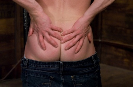 homoseksuel muskel mesterbation nøgen fri fotos