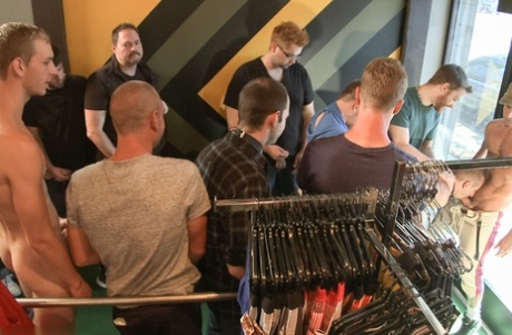 gejowski gloryhole ładna hd fotka