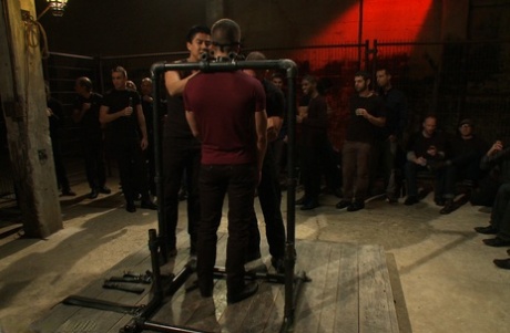 homoseksuel bondage porno gratis img