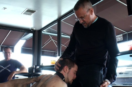 asiatisk homoseksuel nøgenmodel sex hd galleri