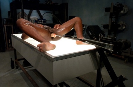 homoseksuel sort sexorgie kunst varmt Foto
