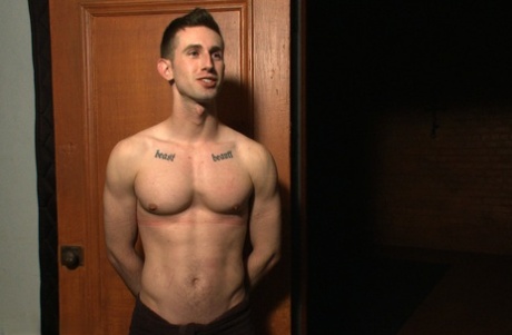 homoseksuel hardcore slave xxx art galleri