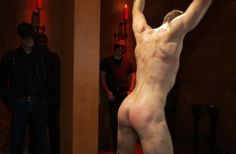 homoseksuelle interracialer mod betaling varm hd img