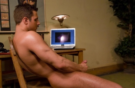 hot muskel homoseksuel kys eksklusiv gratis fotos