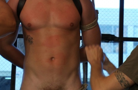 fétichisme des pieds gay sympa pornographique images