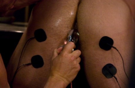 bondage gay hard chaud sympa galerie