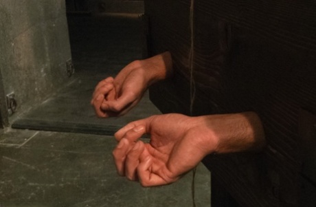 homoseksuel hvid mester sort slave hd xxx pic