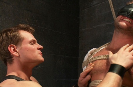 glory hole gejowski por najlepiej za darmo zdjęcie