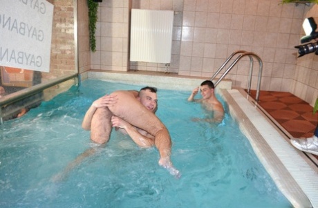 heteroseksuelle fyre homoseksuelle sex hot bedst Foto
