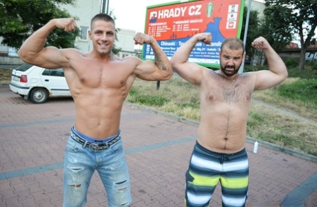 homoseksuel politiorgie varm hd fotos