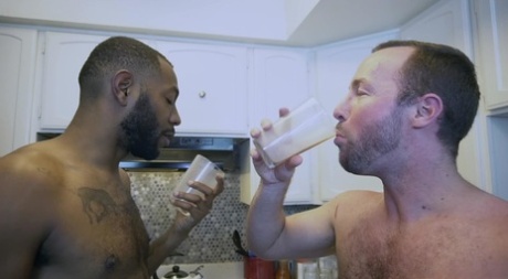 homoseksuel bjørn trekant xxx nøgen billede