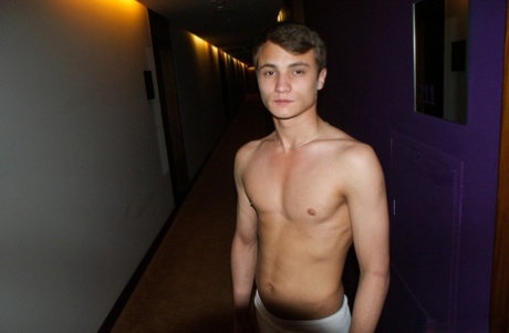 cam4free gej całkiem wysoka jakość zdjęcie