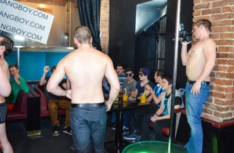 homoseksuel gloryhole bbc voksen galleri