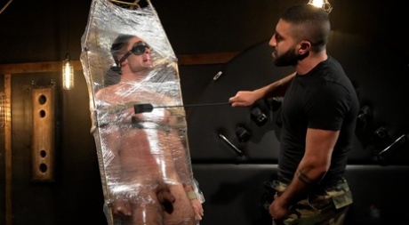 double pénétration bareback gay exclusif xxx images